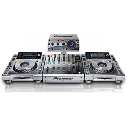 Pioneer DJM-900NXS and 2 x CDJ-2000NXS and RMX1000 Platinum Package
