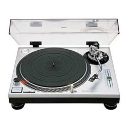 Technics SL1200 Quartz Turntable