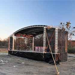 X Large Trailer Stage 8 metre x 10 metre Arc Roof